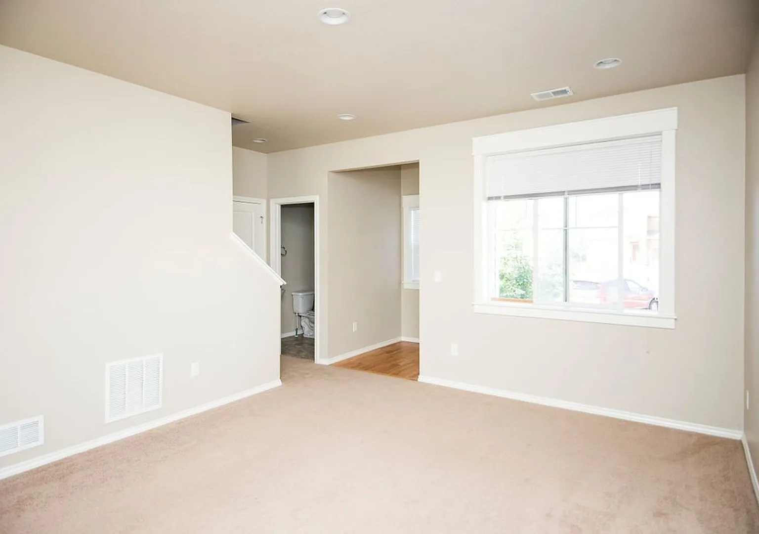 Spacious 3 Bedroom Single-Family Home with Modern Features — Photo 2