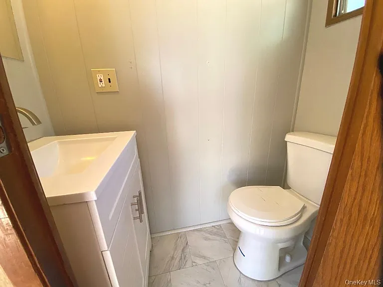 141 Gale Rd — Photo 16