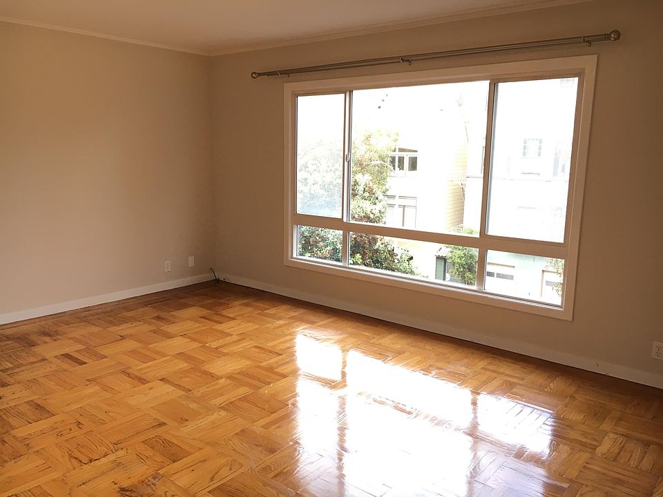 1st image of 417 Lake St APT 4