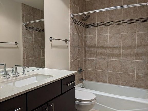 4th image of 8205 Greenslope Dr