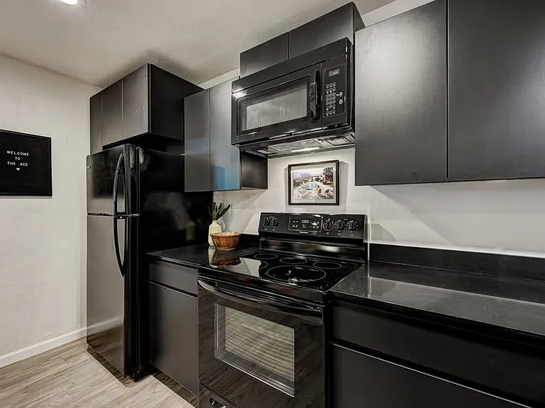 511 NW 29th St #3 — Photo 14