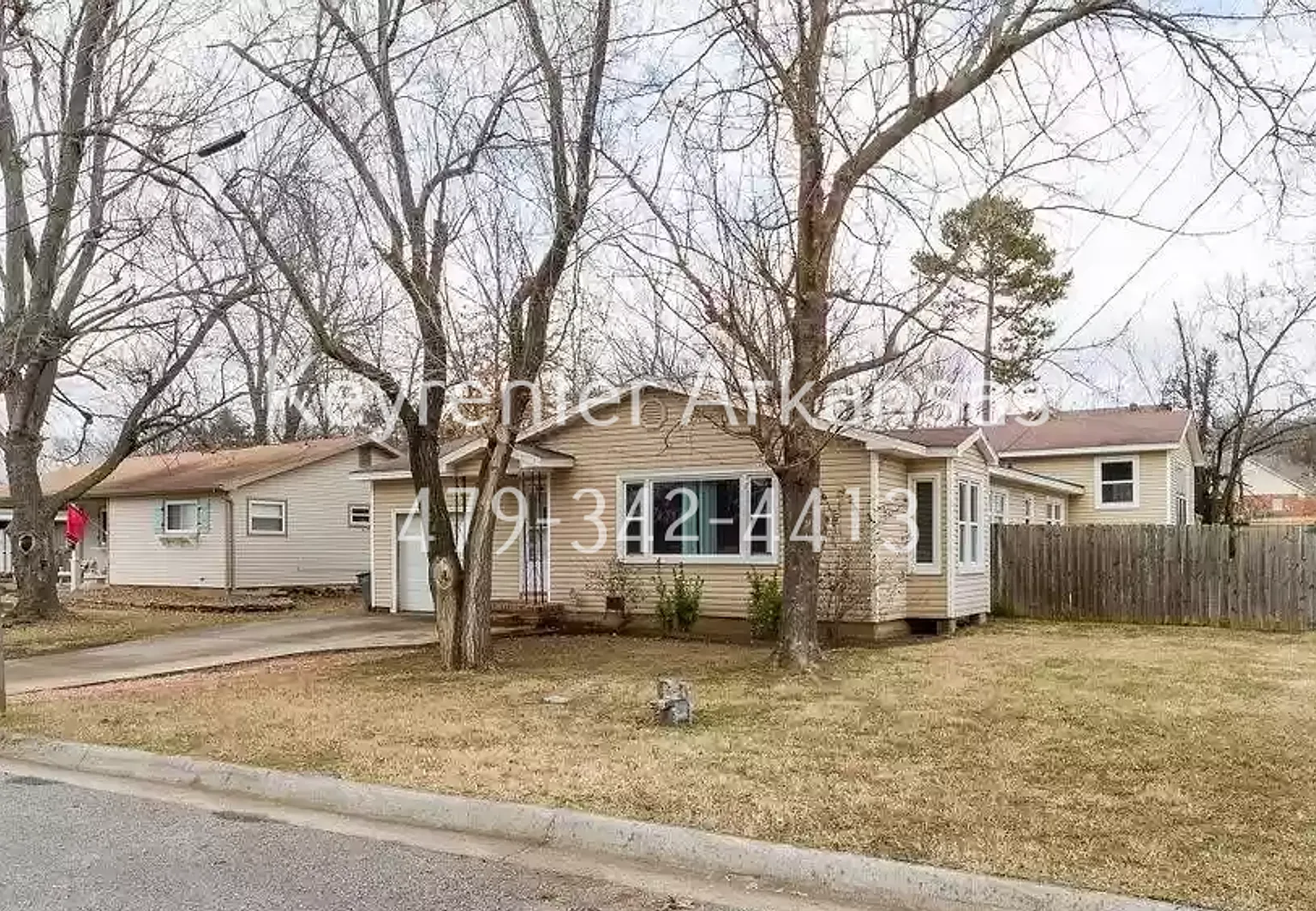Beautiful Home Near the University! — Photo 2