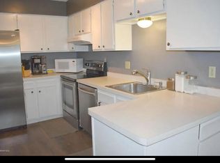 10324 Balsam Ln, Eden Prairie, MN 55347