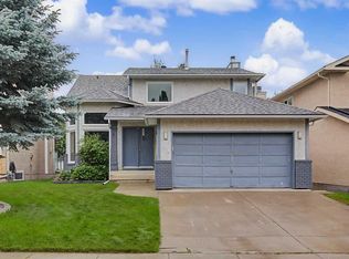 61 W Wood Valley Rd SW, Calgary, AB T2W 5Y6