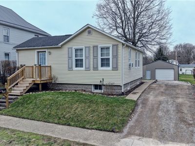 254 1st St SE, Brewster, OH, 44613