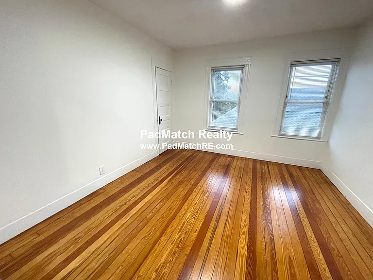 32 Bowen Ave #3 — Photo 15