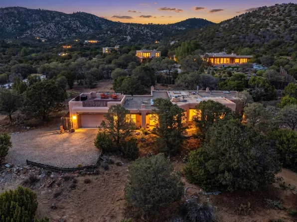 6 Cloudstone Dr, Santa Fe, NM 87505