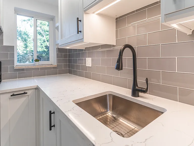 1149 Columbine St #201 — Photo 7