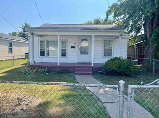 718 6th St, Henderson, KY 42420