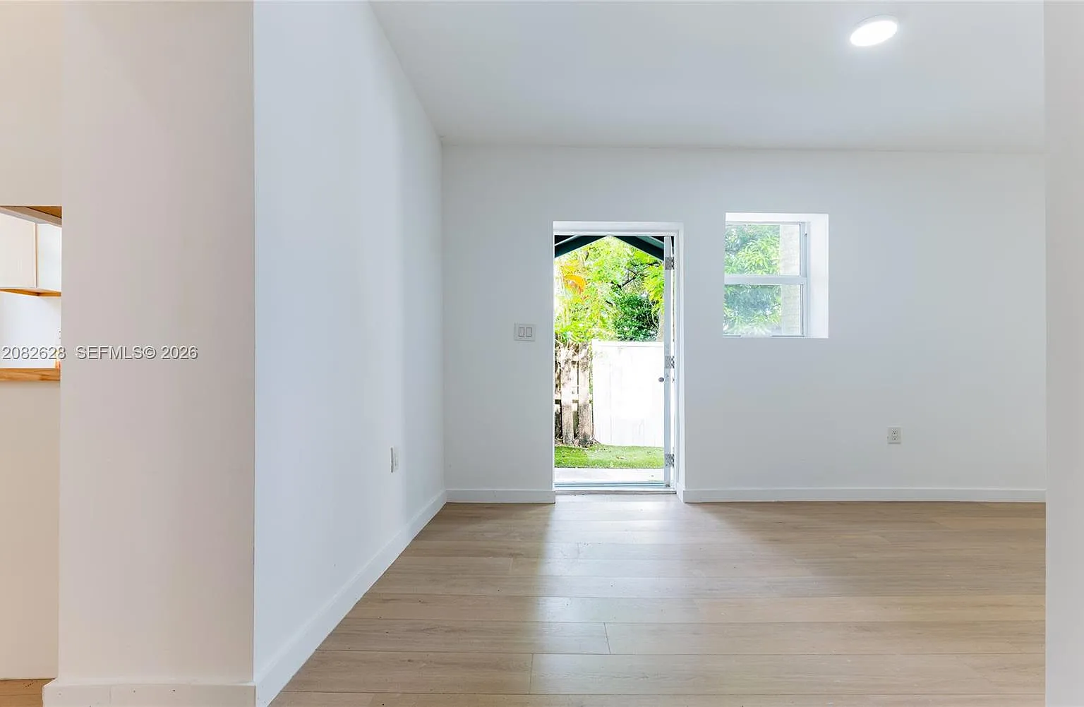 2 bed, 2.0 bath, $2,169 — Photo 4