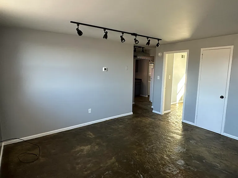 703 Wilkinson Blvd #2 — Photo 23