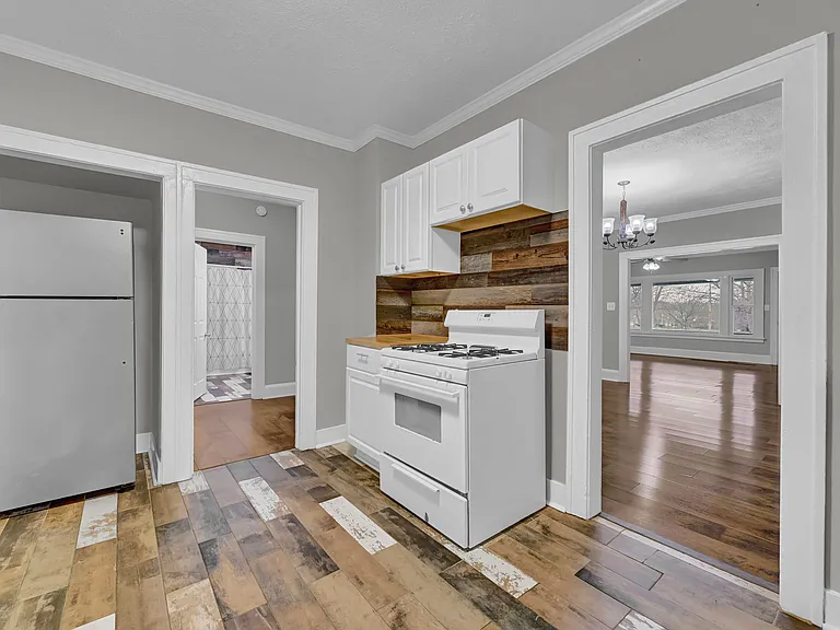 3234 Euclid Heights Blvd #1 — Photo 11