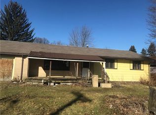 2012 Haywood St, Farrell, PA