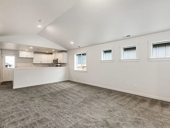 3rd image of 314 N Viewmont Ct #9/1