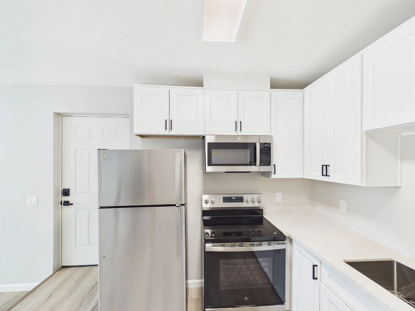 The Gemma Apartments — Photo 4