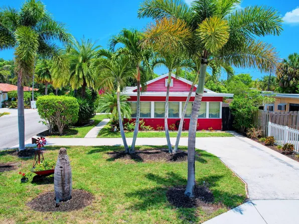 417 13th Avenue N, Lake Worth Beach, FL 33460