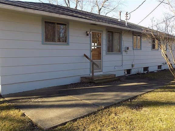 4th image of 4014 Buffalo Ave