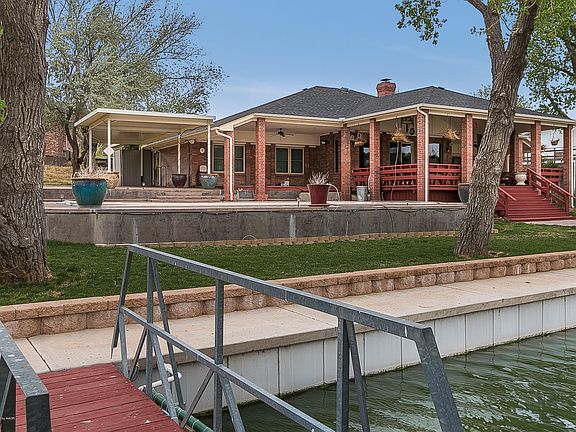 5th image of 130 Bayshore Dr