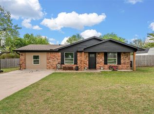 303 E Karels Dr, Robinson, TX 76706