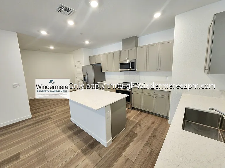 8403 Sinesky Way — Photo 5