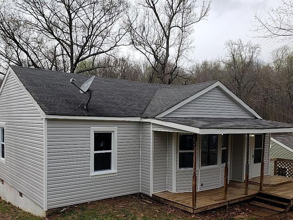 5th image of 972 Swift Dr