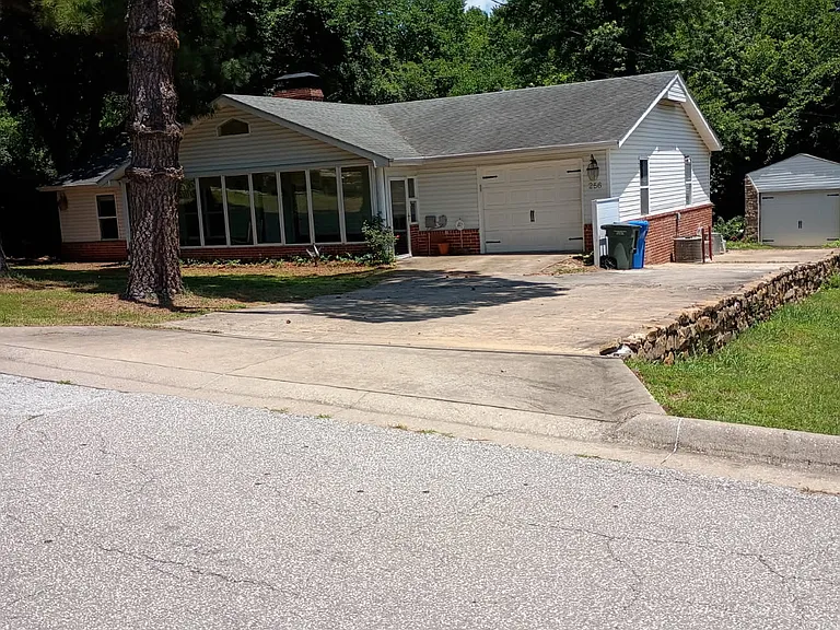 256 S Stone Bridge Rd — Photo 9