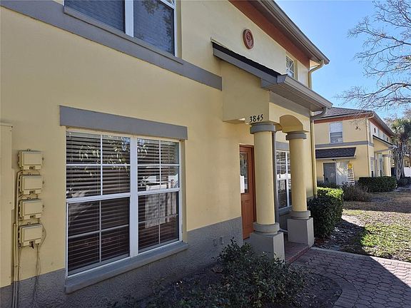 2nd image of 3845 Island Way St