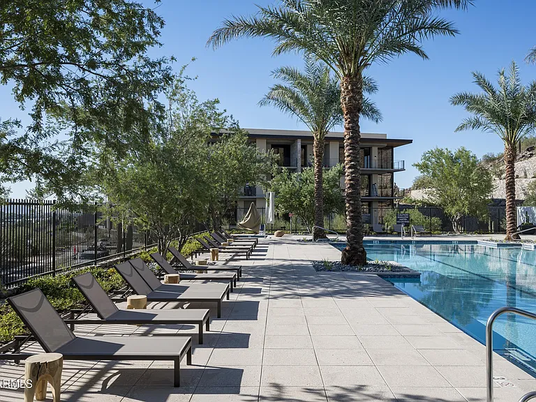 4849 N Camelback Ridge Dr #B302 — Photo 59