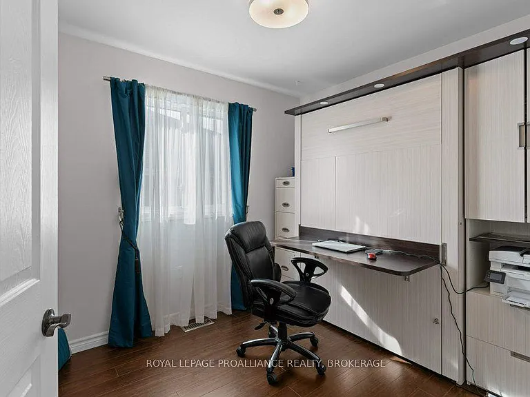 146 Virginia St — Photo 10