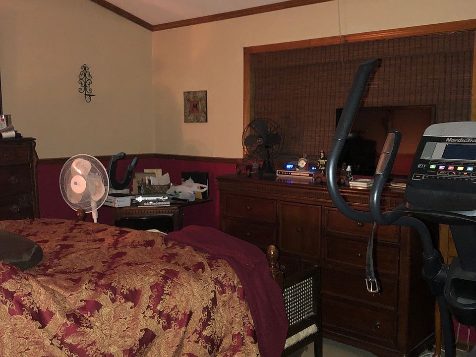 2nd image of 313 Andrews Dr