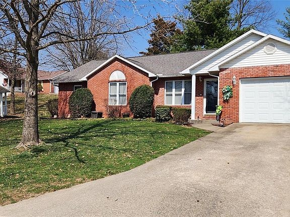 2nd image of 780 Abbie Ct