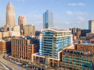 701 W Lakeside Ave APT 803, Cleveland, OH