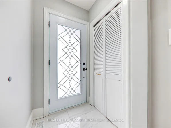 270 Rupert Ave, Whitchurch Stouffville, ON L4A 1C5