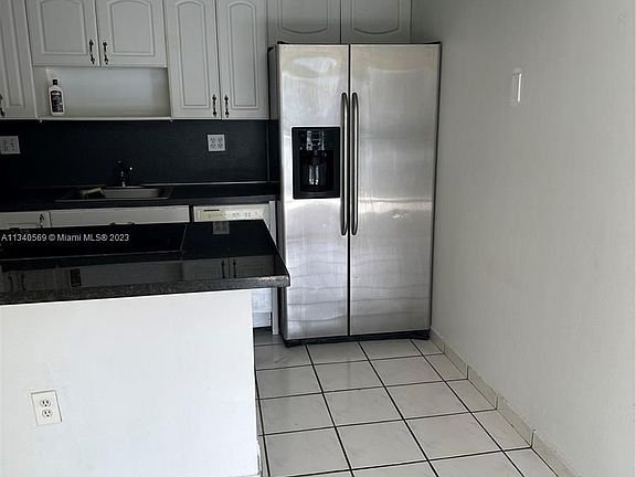 5th image of 3582 NE 171st St APT 202