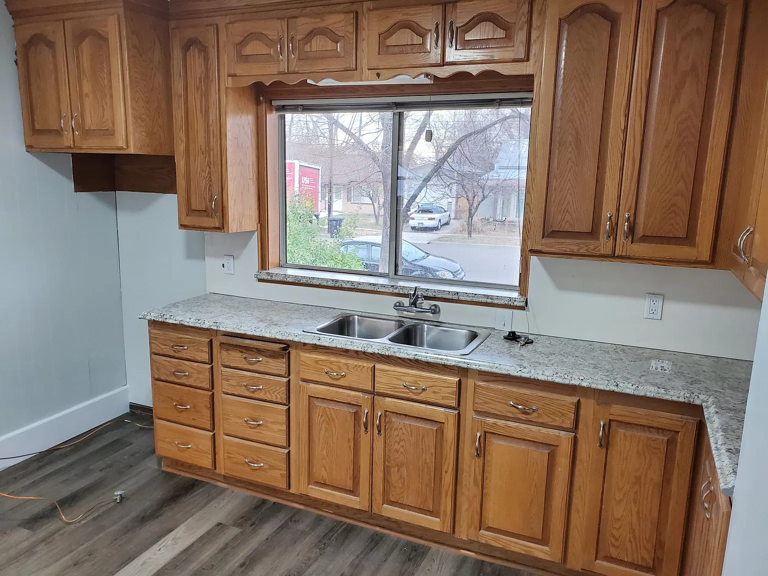 2 bed, 918 sqft, $1,375 — Photo 2
