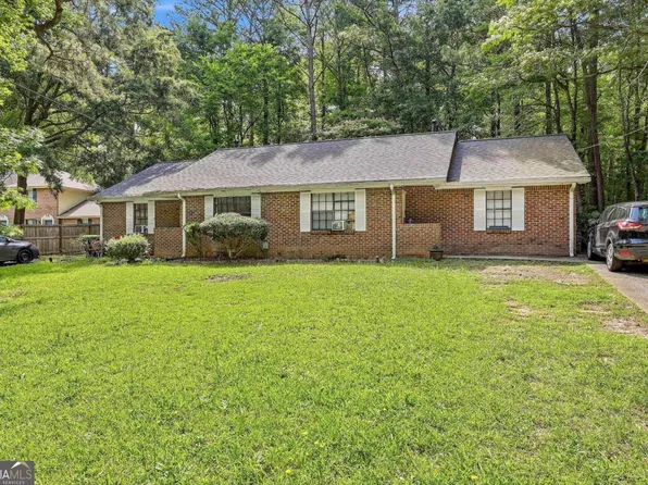 105 Meadowbrook Ct, Fayetteville, GA 30215