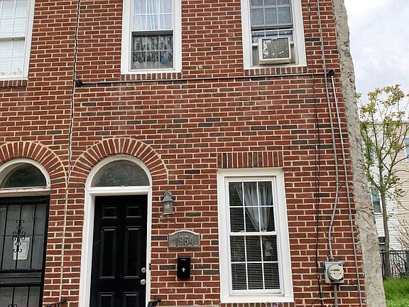 2nd image of 1954 N Darien St