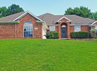 1106 Berkshire Ct, Trophy Club, TX 76262