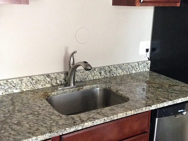 Greentree Apartments - Beautiful Remodeled Aprtments — Photo 11