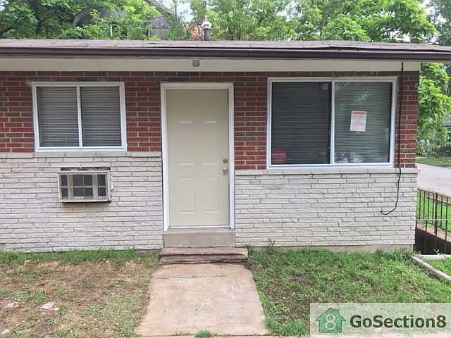 1st image of 2127 Edmund Ave