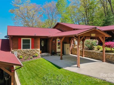 927 Henry Dingus Way, Maggie Valley, NC, 28751