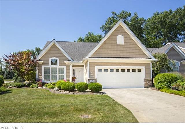 1st image of 566 Bay Hill Dr