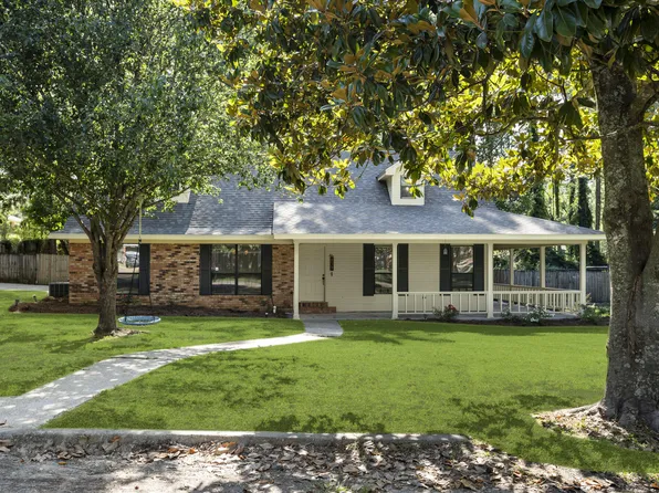 138 Beechwood Dr, Hattiesburg, MS 39402