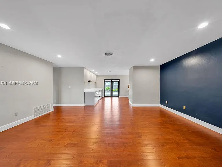 9800 SW 76th St — Photo 11