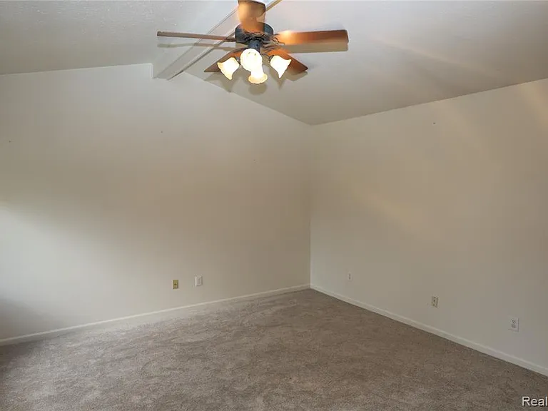 3361 Milcroft Ct — Photo 16