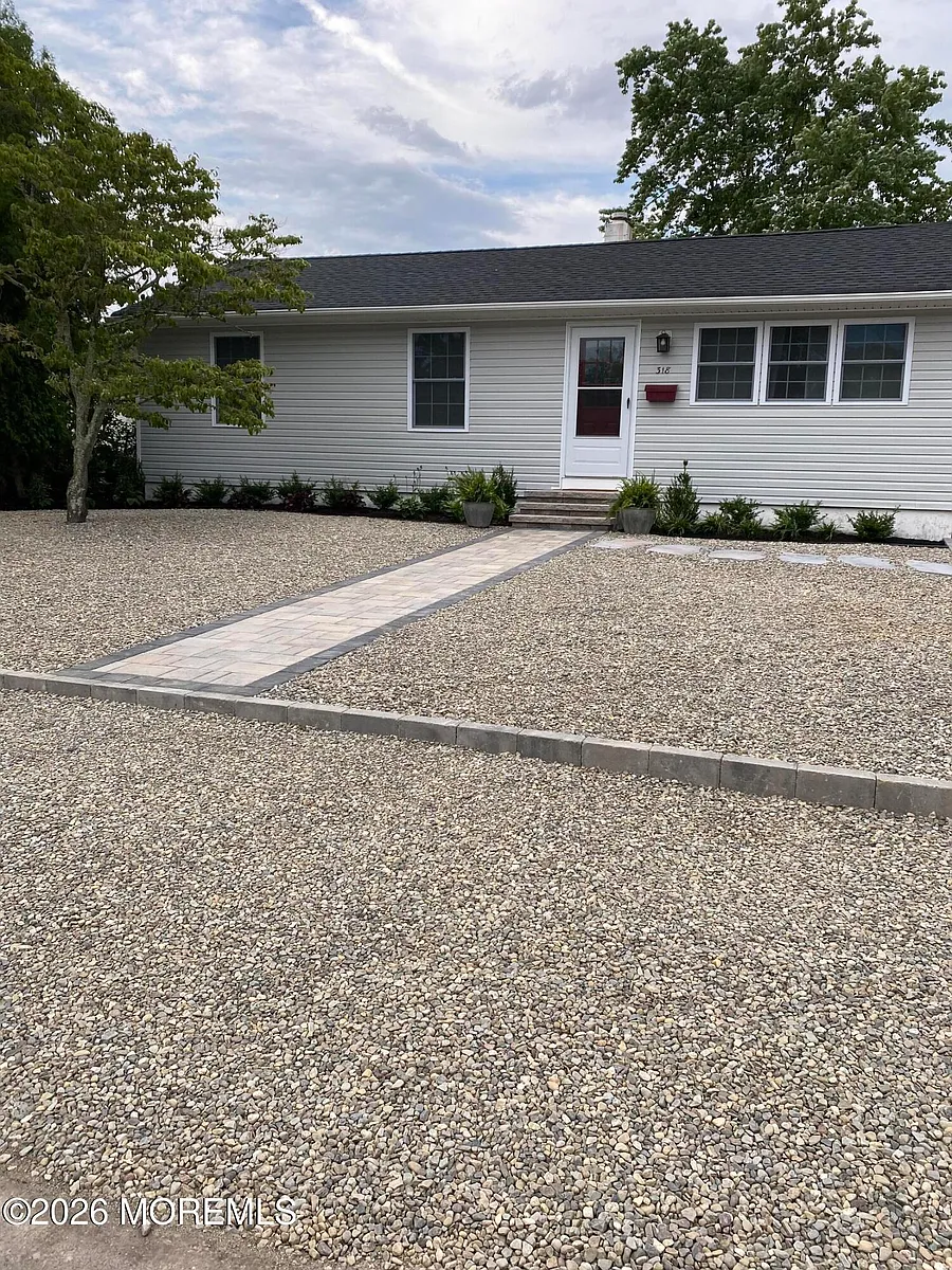 Building Photo - 318 Bellanca Rd