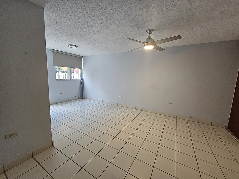151 Plaza Antillana Calle Cesar Gonzalez — Photo 6