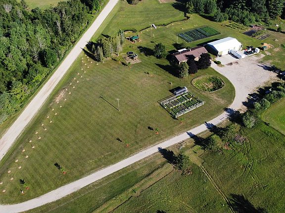 2nd image of 496 W Maple Rd