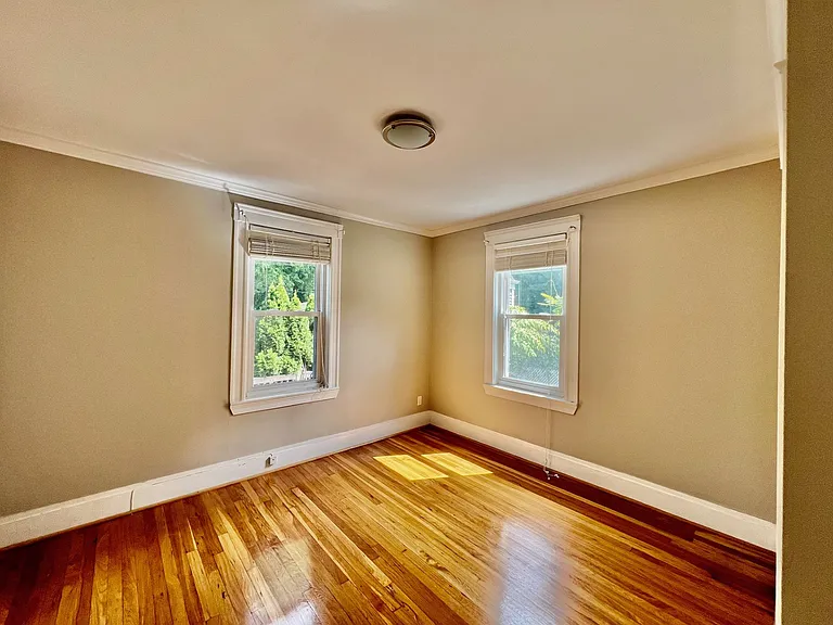 18-20 Rice St #1 — Photo 8
