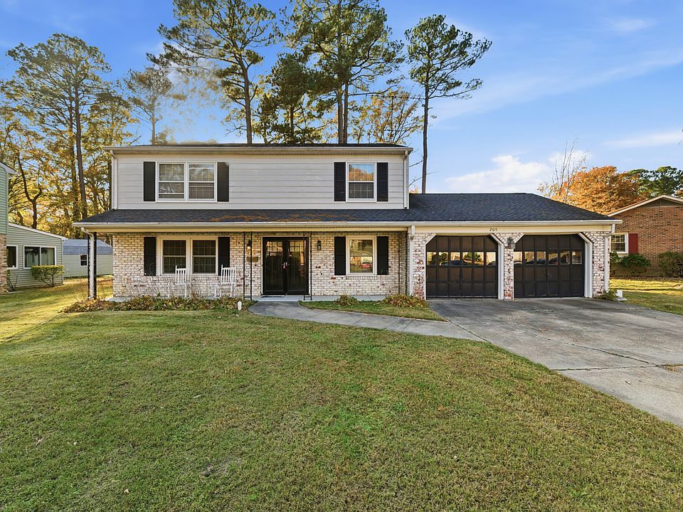 1st image of 205 Orkney Pl